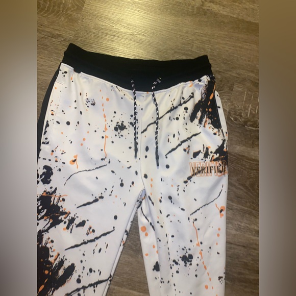 Encrypted joggers - Picture 3 of 5